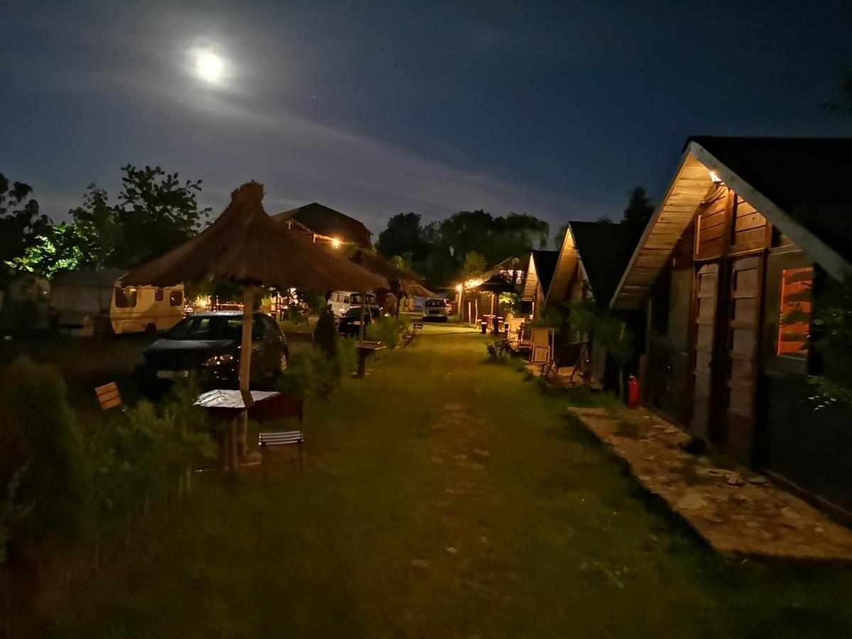 Marina Park Motel Vama Veche Ngoại thất bức ảnh